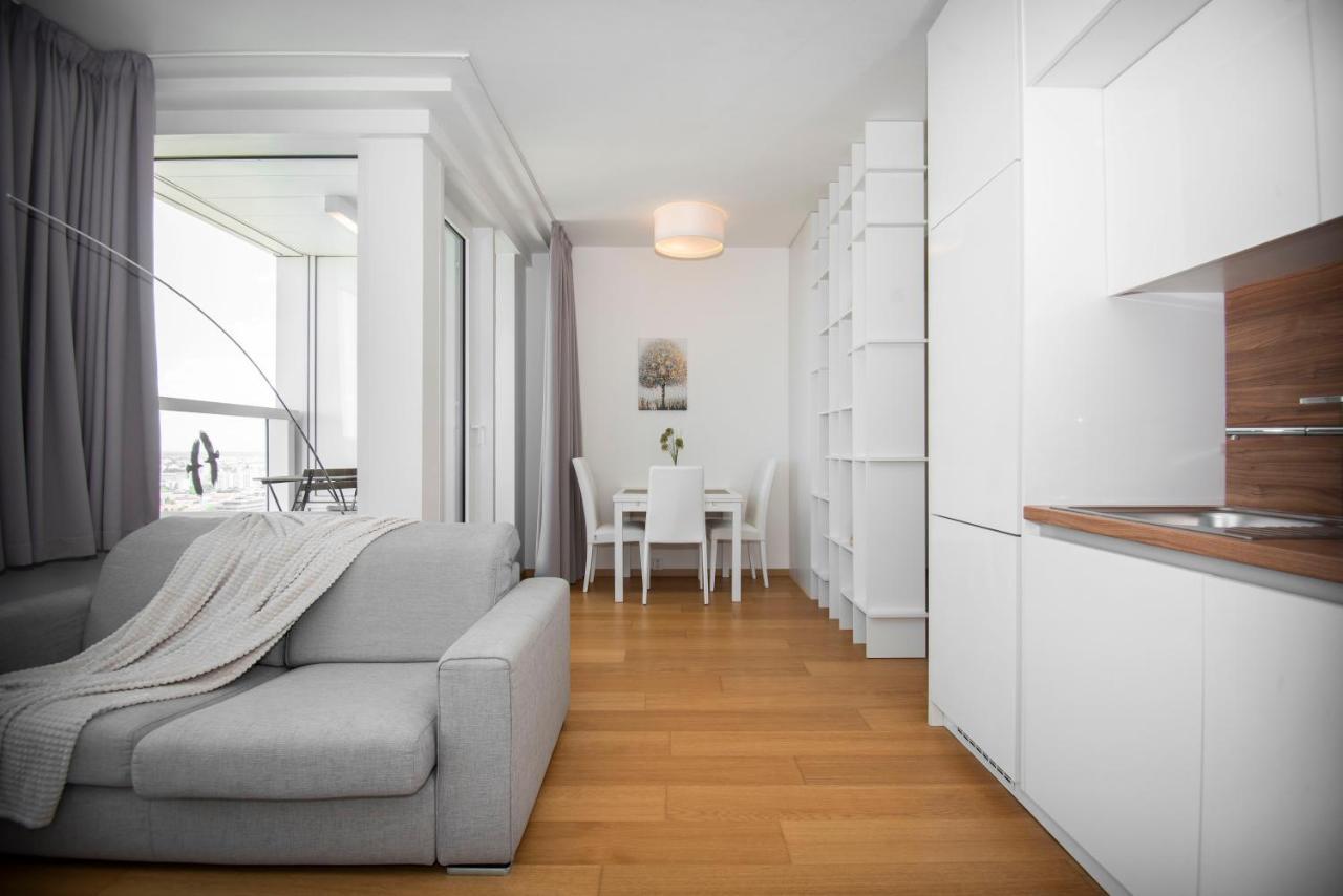 Luxury 1Bdrm On The 28Th Floor Bratislava Exterior foto