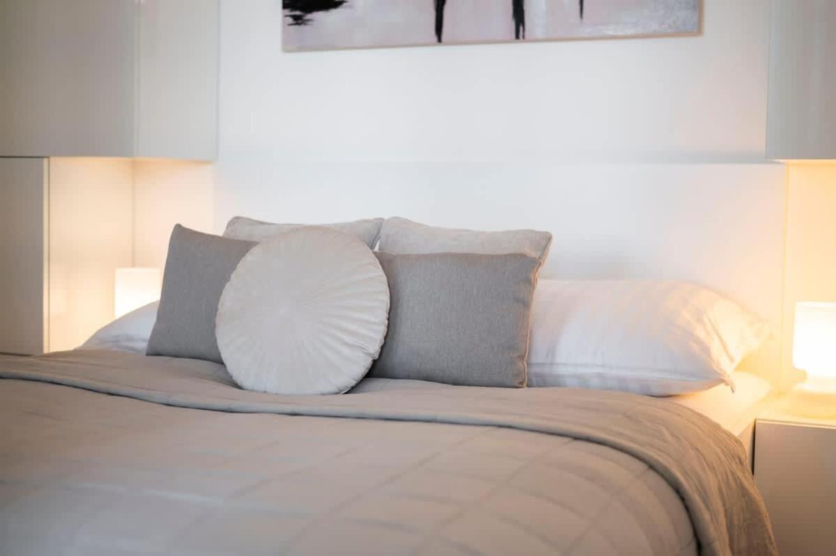 Luxury 1Bdrm On The 28Th Floor Bratislava Exterior foto